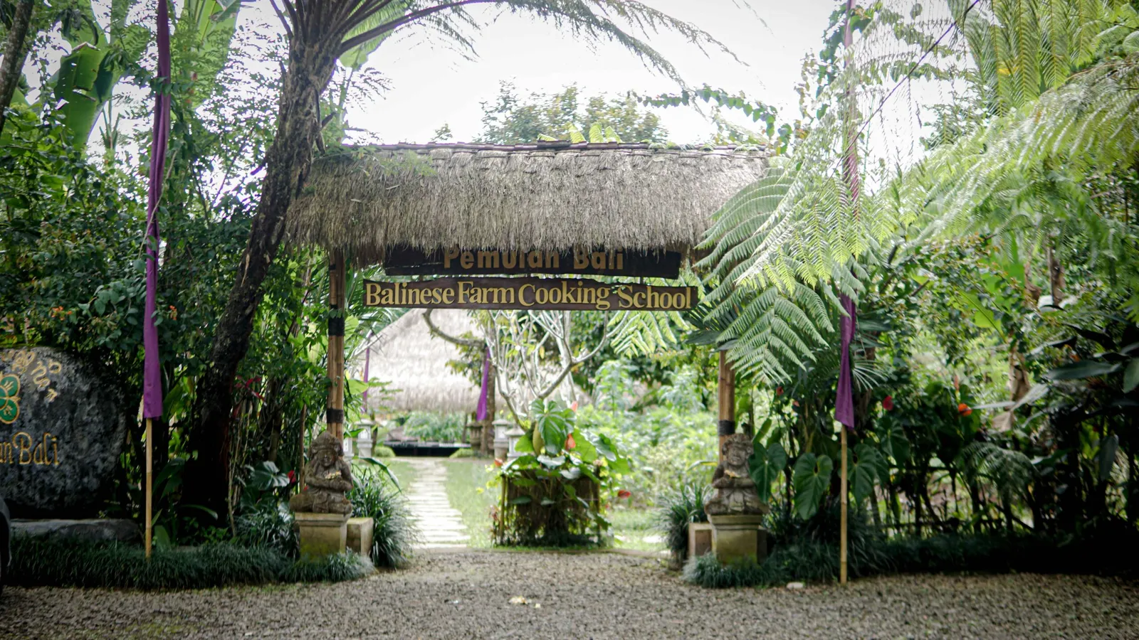 Advanced Class Vegetarian & Meat Lovers Option — Pemulan Bali